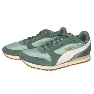 Puma Retro Runner Sneakers Sage Green Suede Nylon Women’s 7.5 EU 38 Worn Once